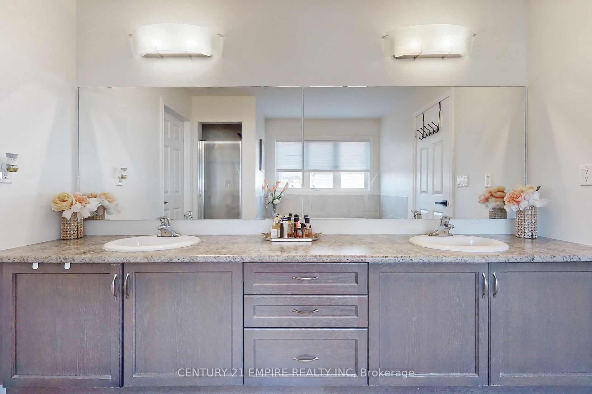 65 Cauthers Cres
