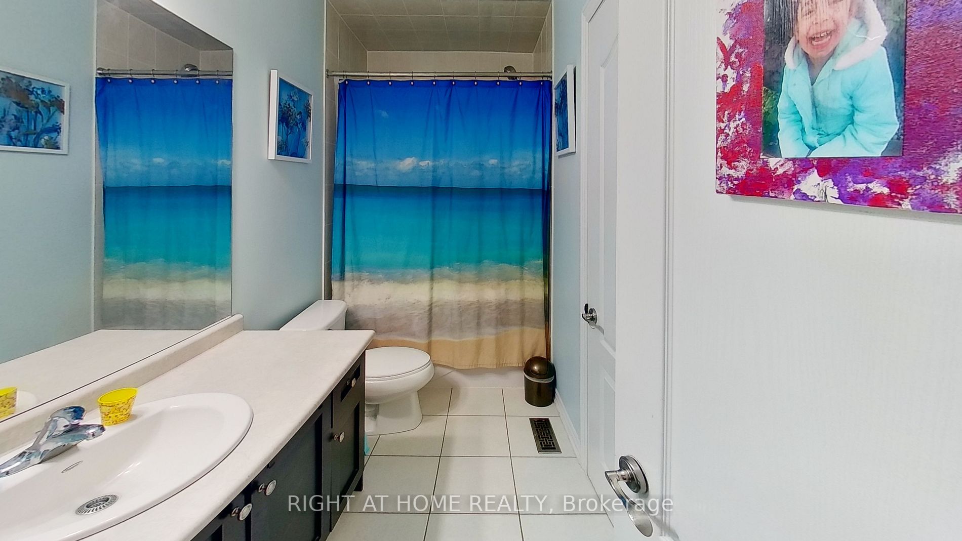 24 Donald Stewart Cres