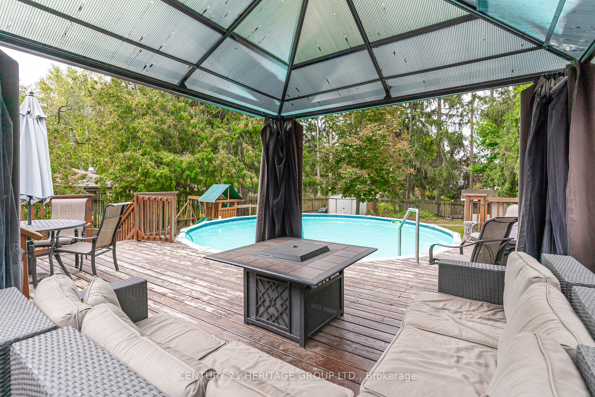 67 Davidson Dr