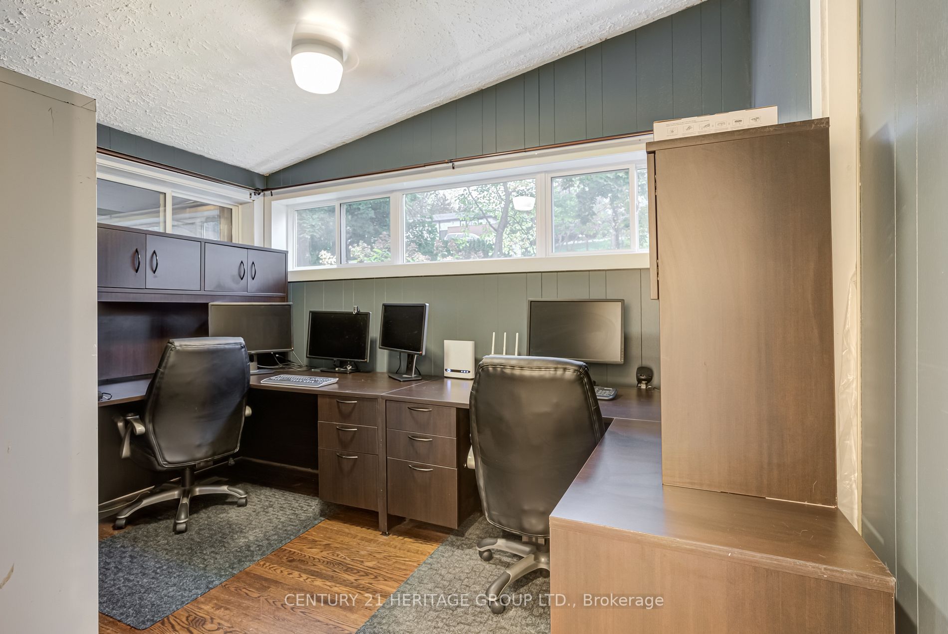 67 Davidson Dr
