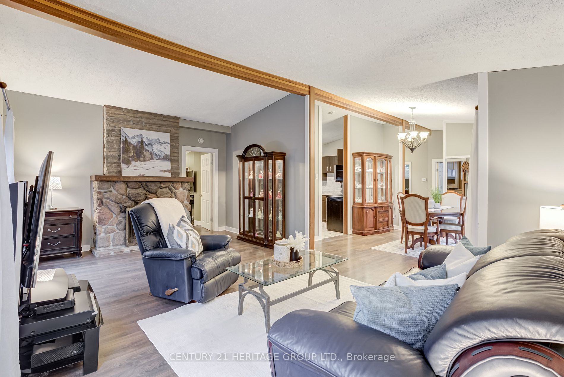 67 Davidson Dr