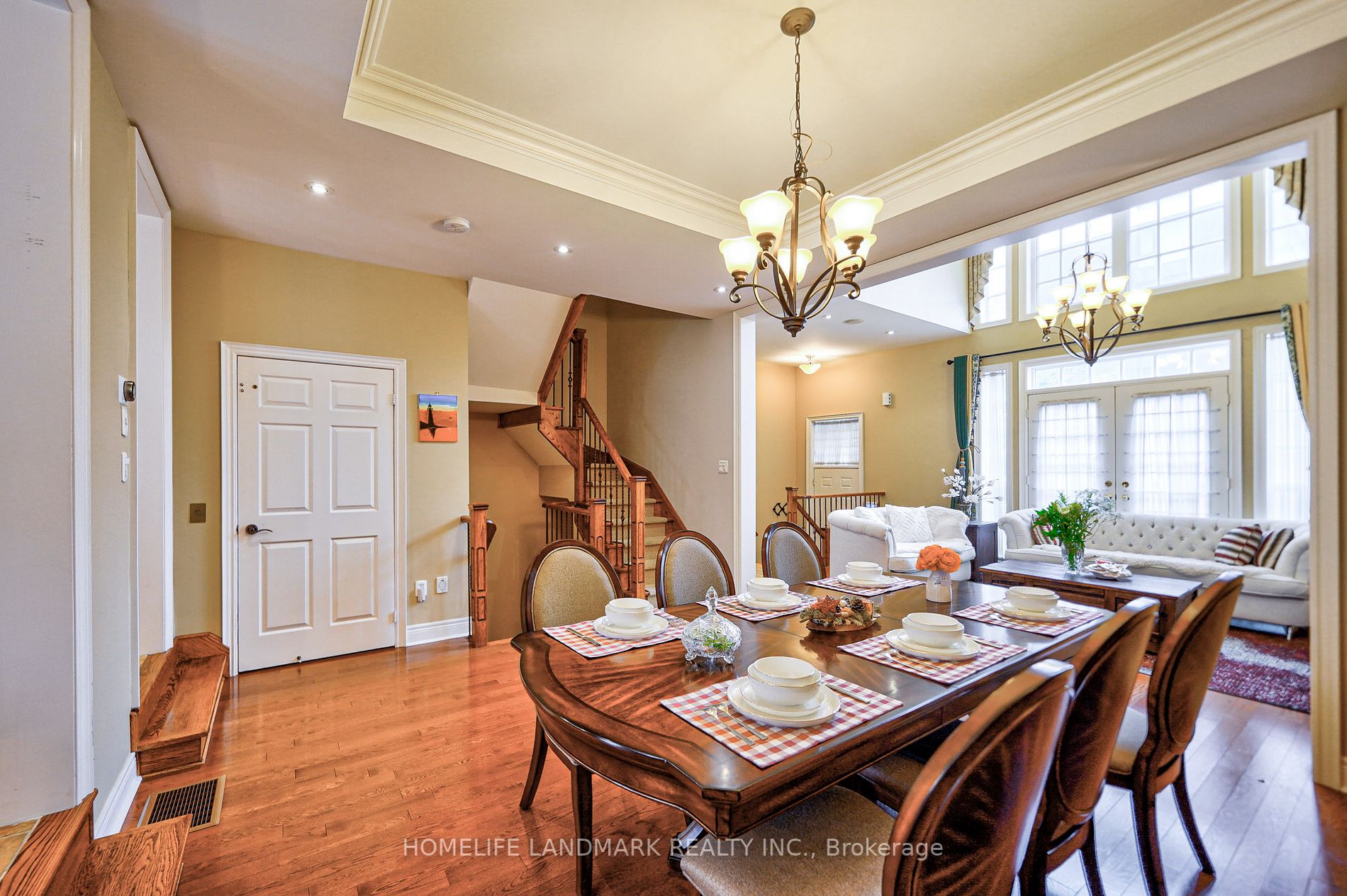 23 Rouge Valley Dr W