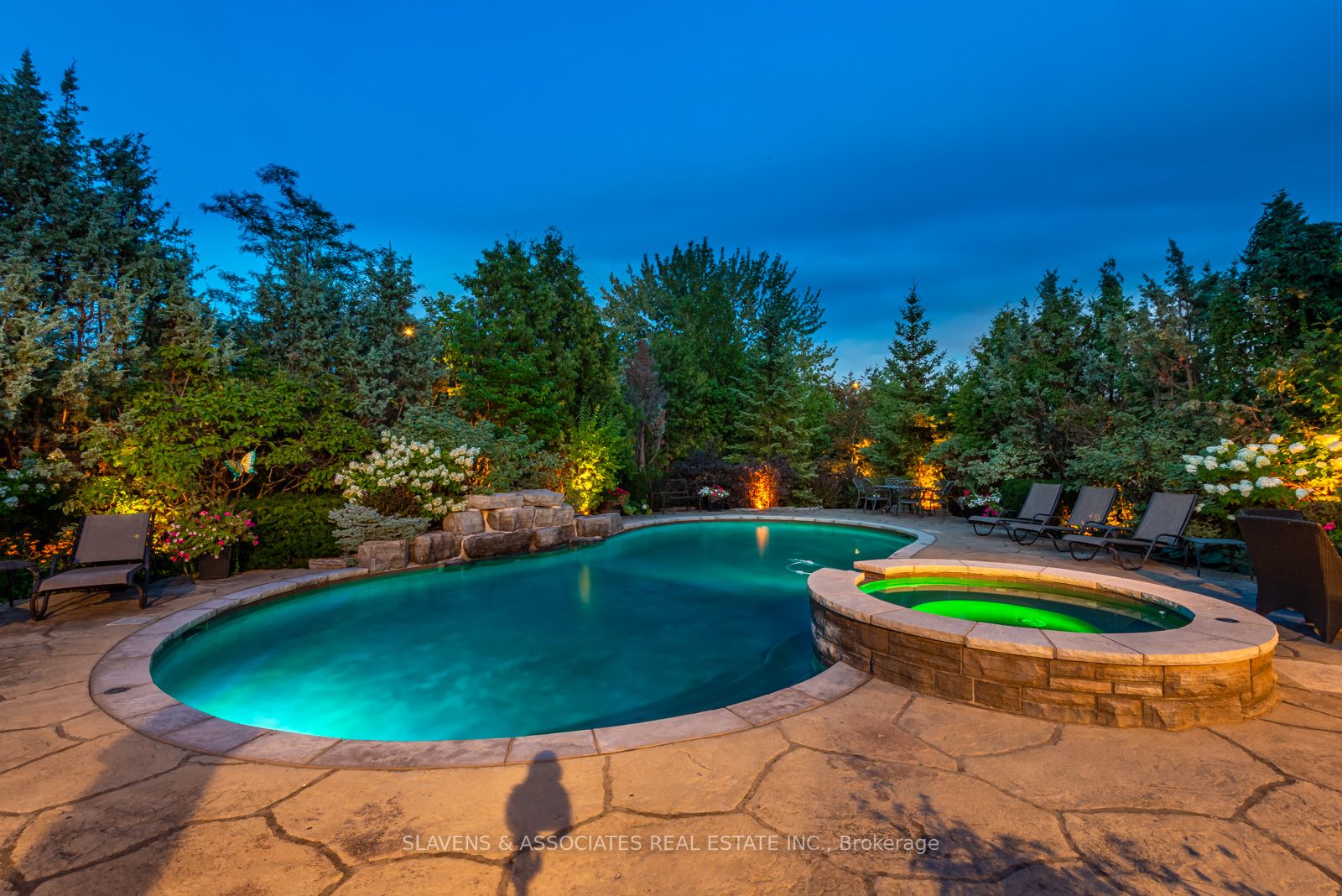 23 Parsons Crt