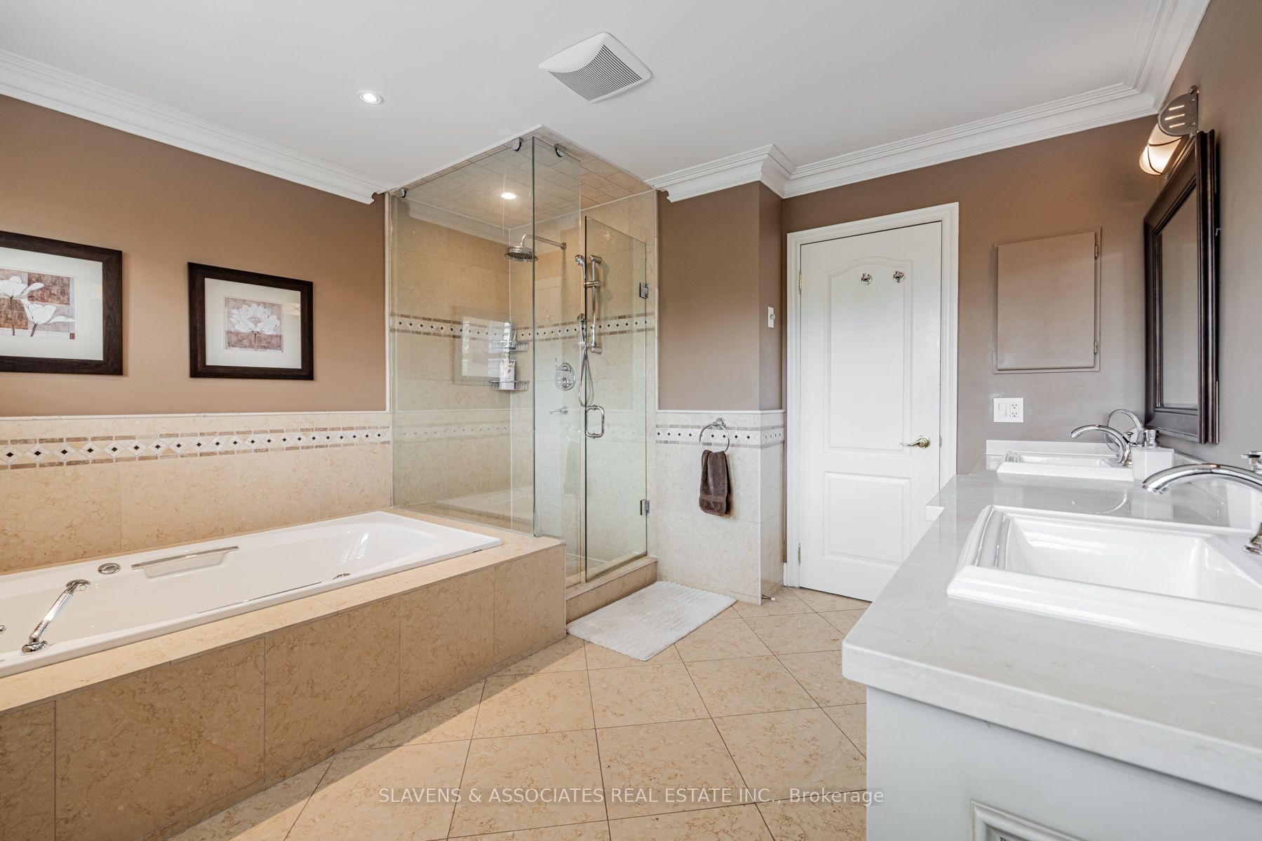 23 Parsons Crt