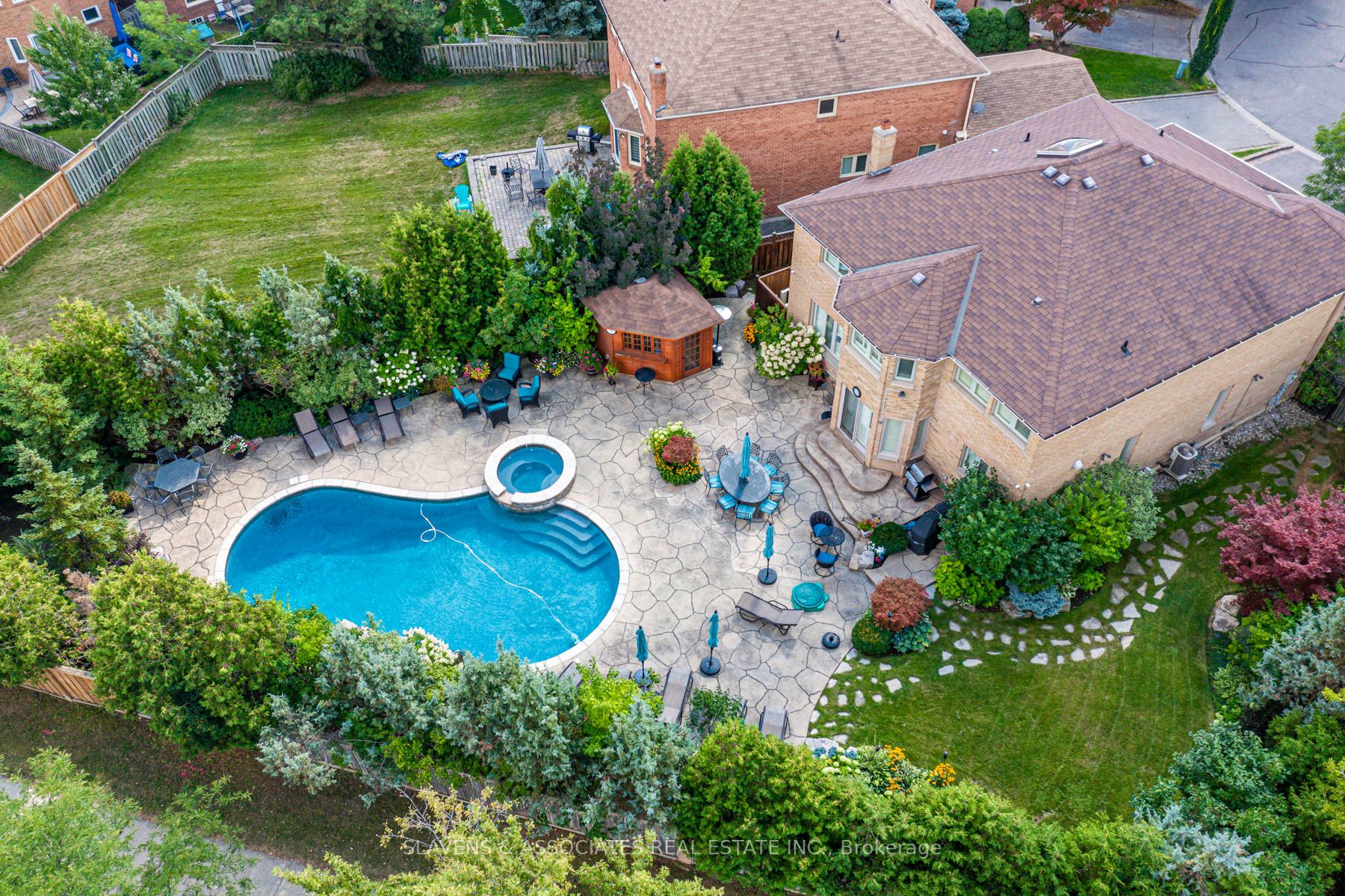 23 Parsons Crt