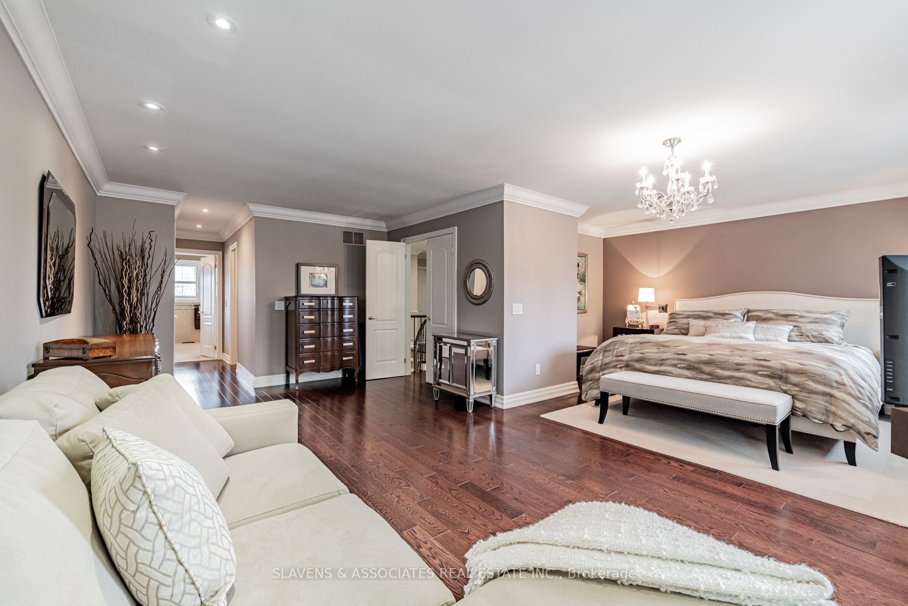 23 Parsons Crt