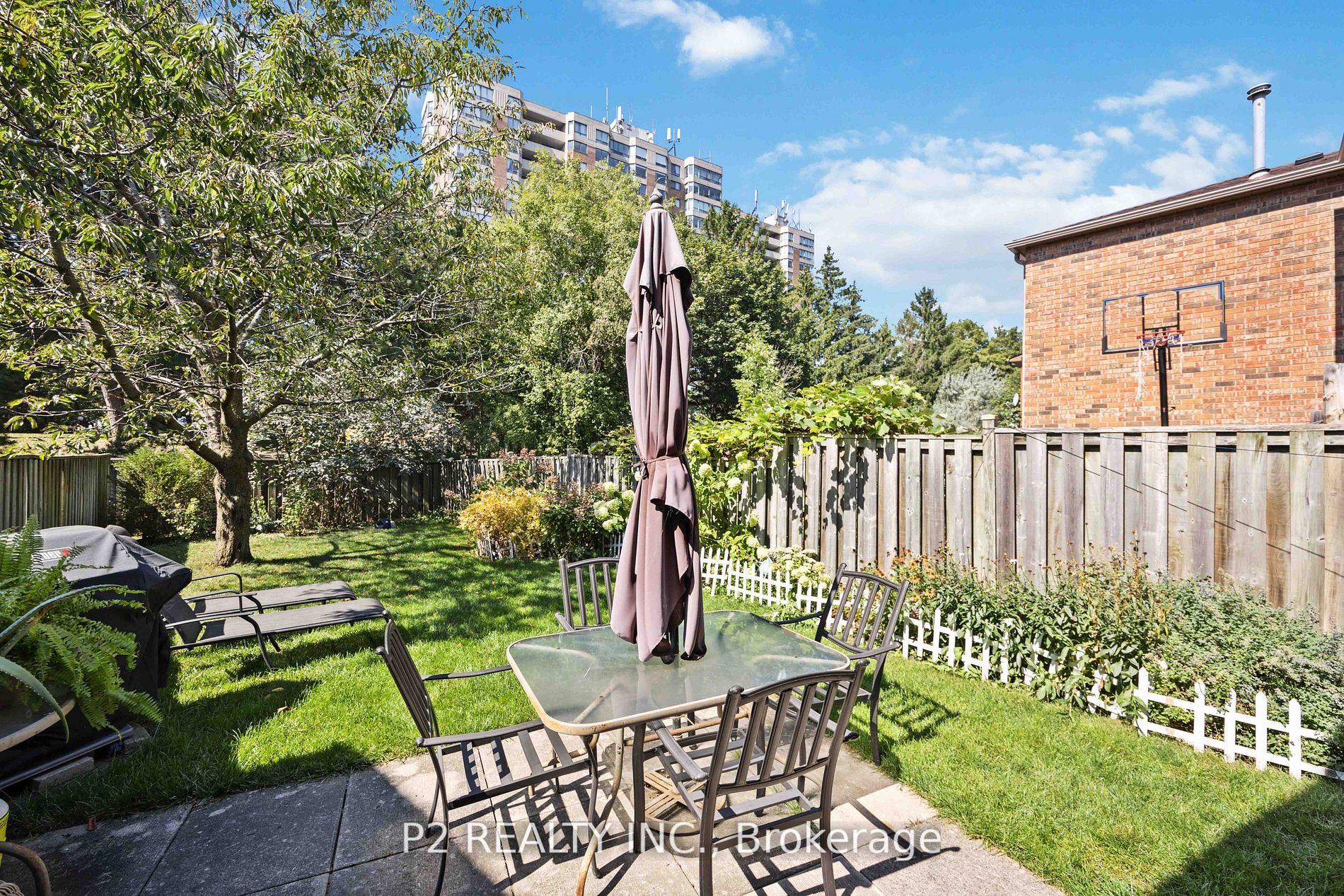 114 Campbell Ave