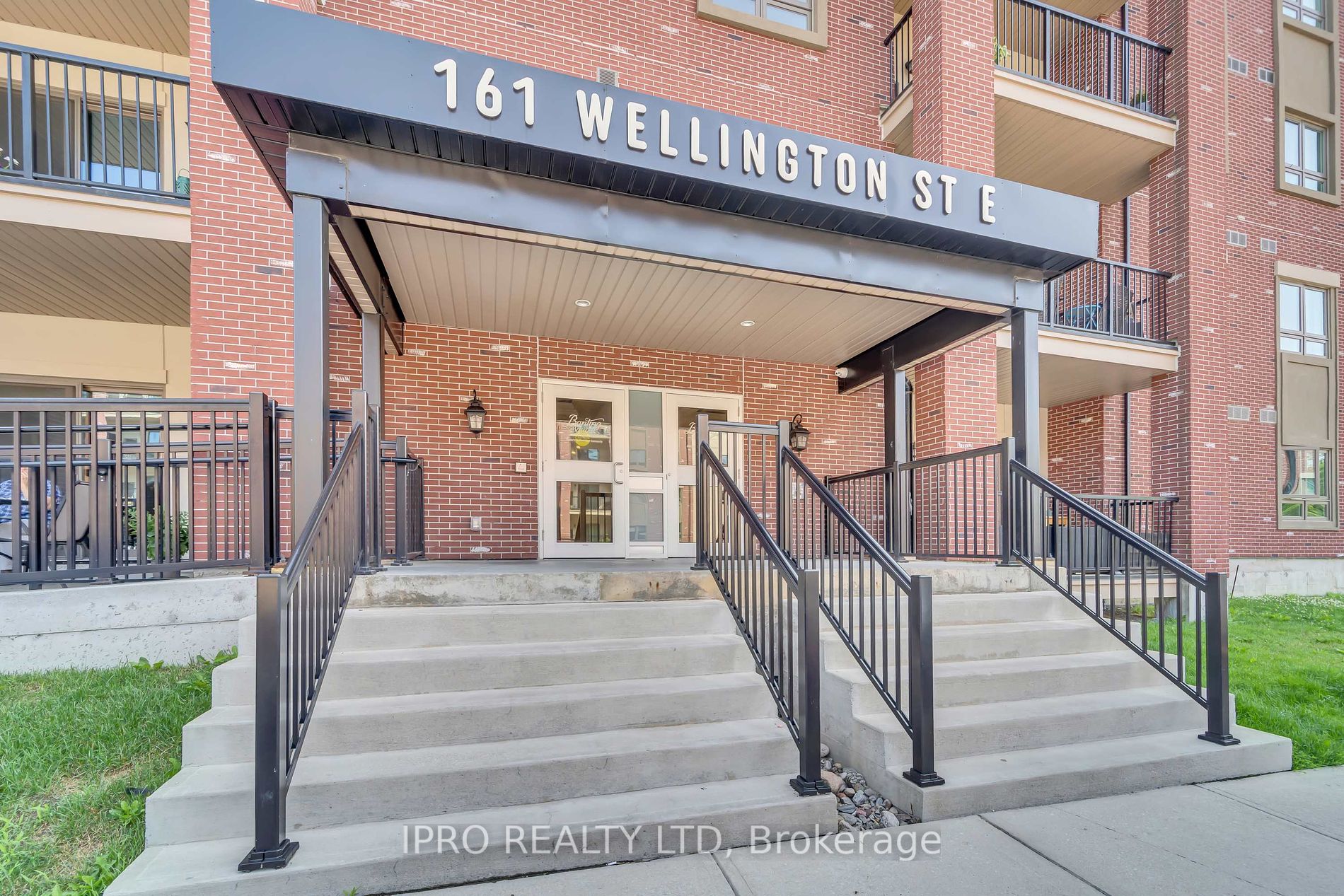 161 Wellington St E, #308