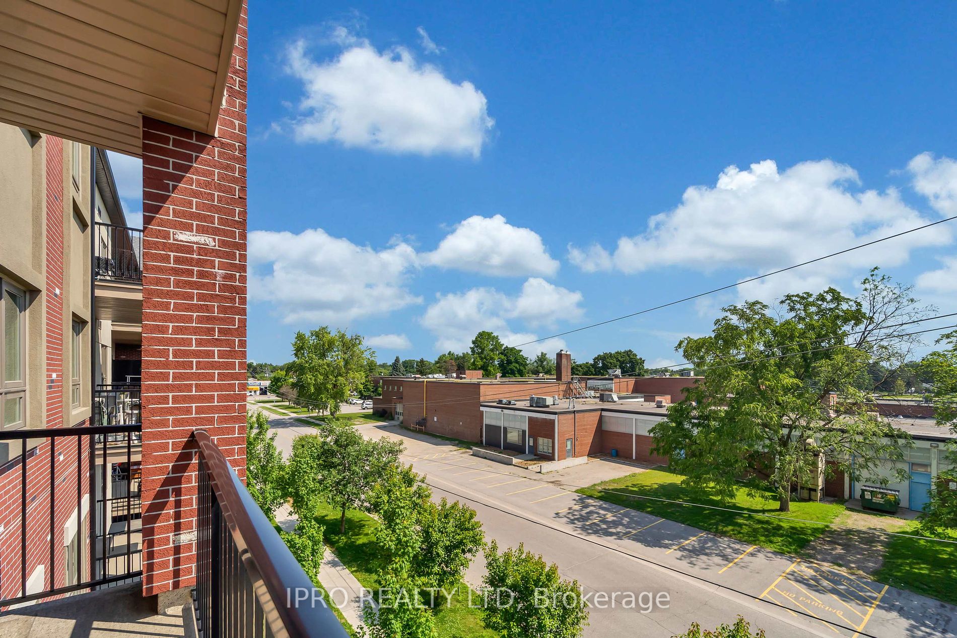 161 Wellington St E, #308