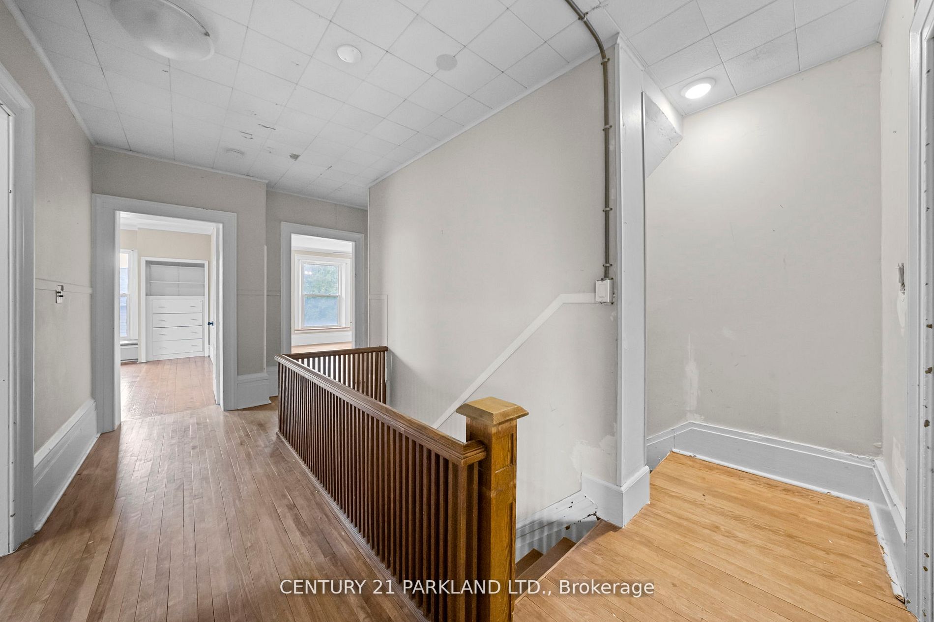 75 Main St S