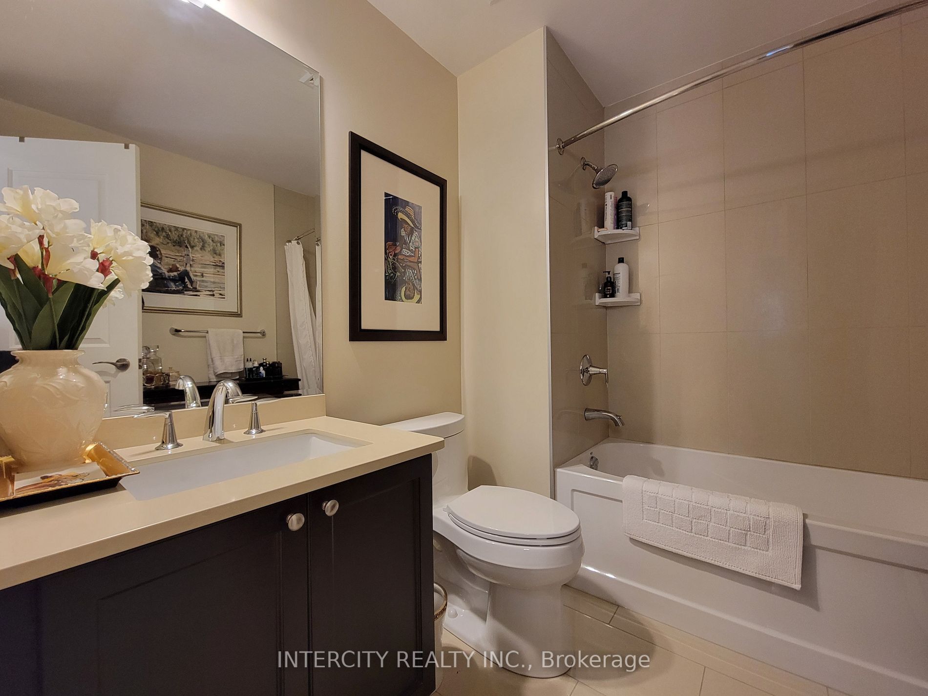 80 Burns Blvd, #235