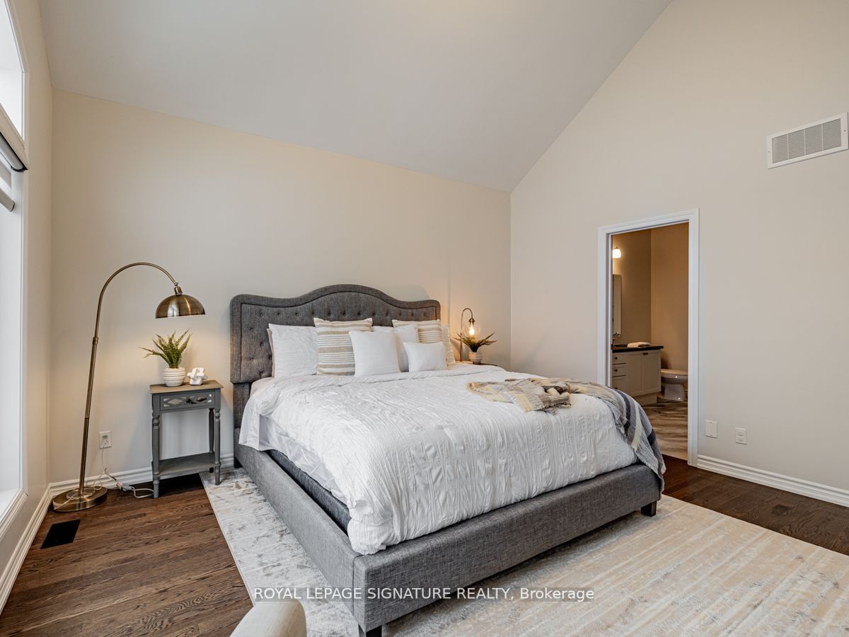70 Leaden Hall Dr