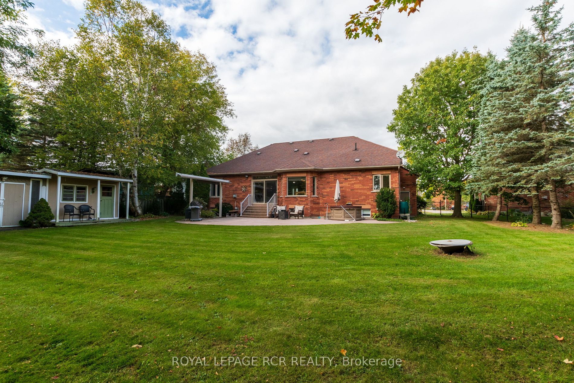 7 Rogers Rd