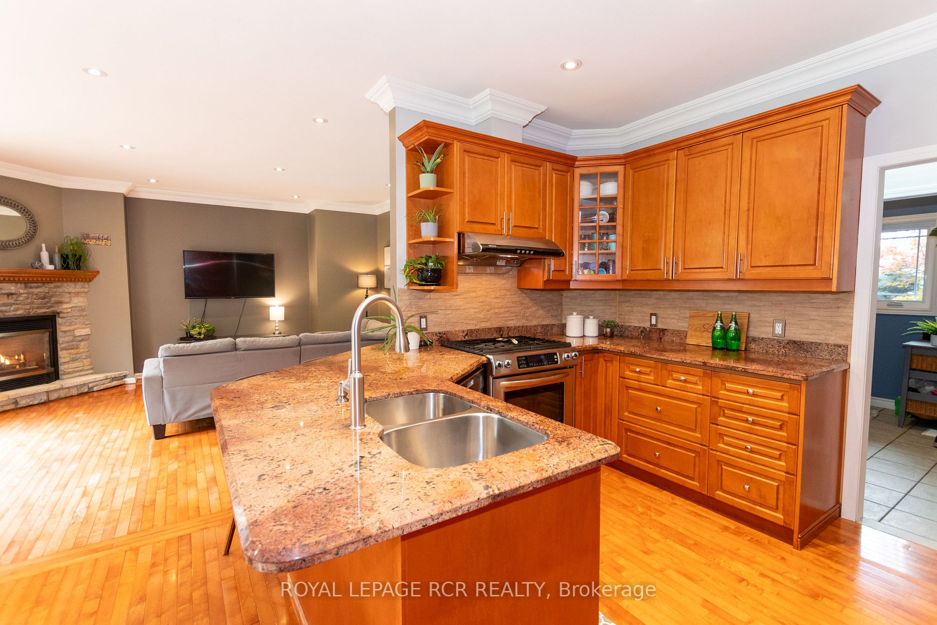 7 Rogers Rd