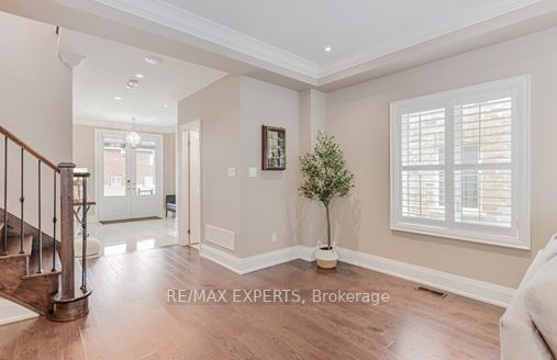 167 Chelsea Cres