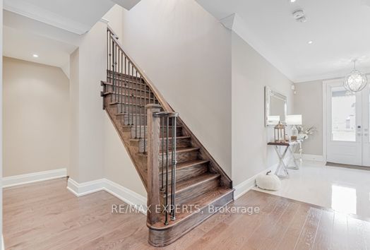 167 Chelsea Cres