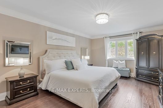 167 Chelsea Cres