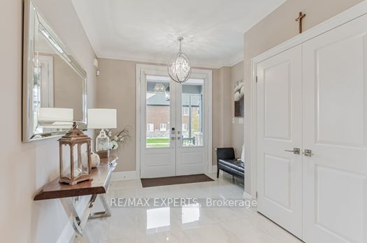 167 Chelsea Cres