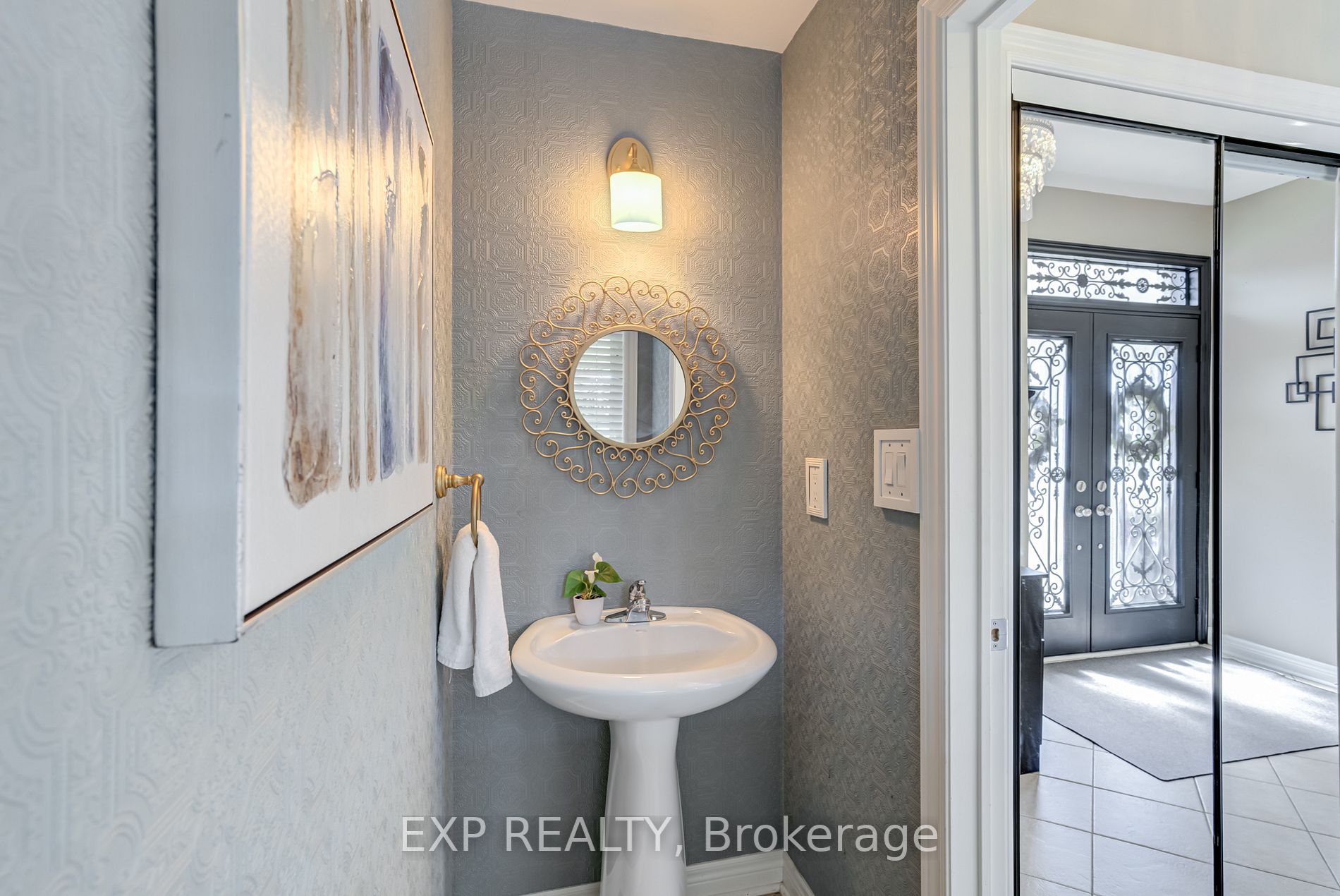 189 Chayna Cres