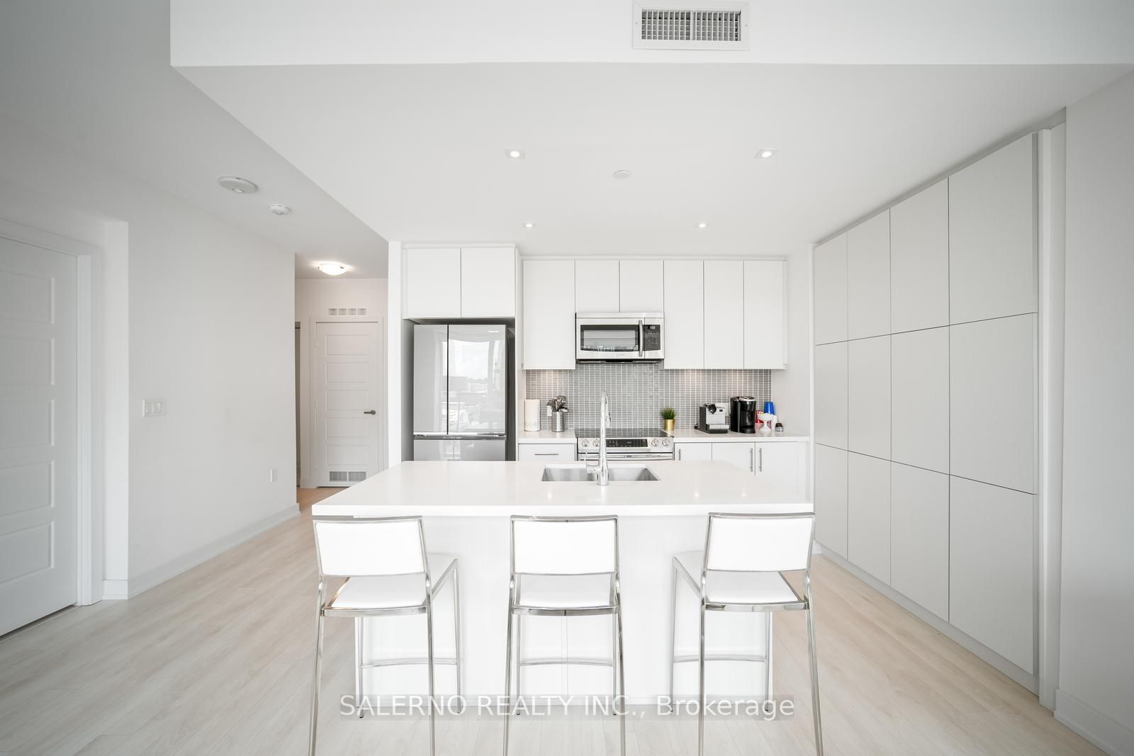 375 Sea Ray Ave, #243