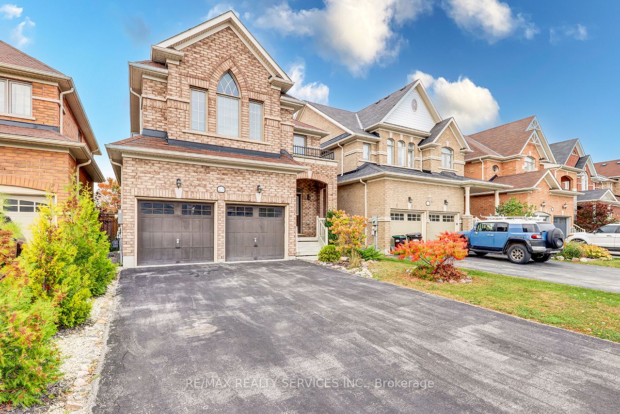 2179 Dawson Crescent