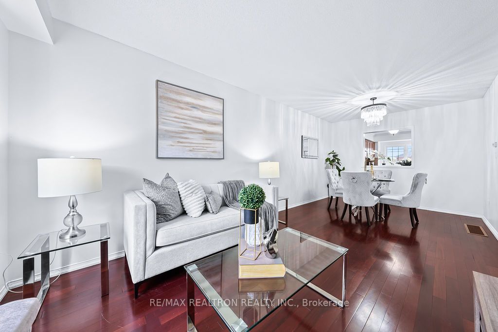 10 Old Colony Road, #22