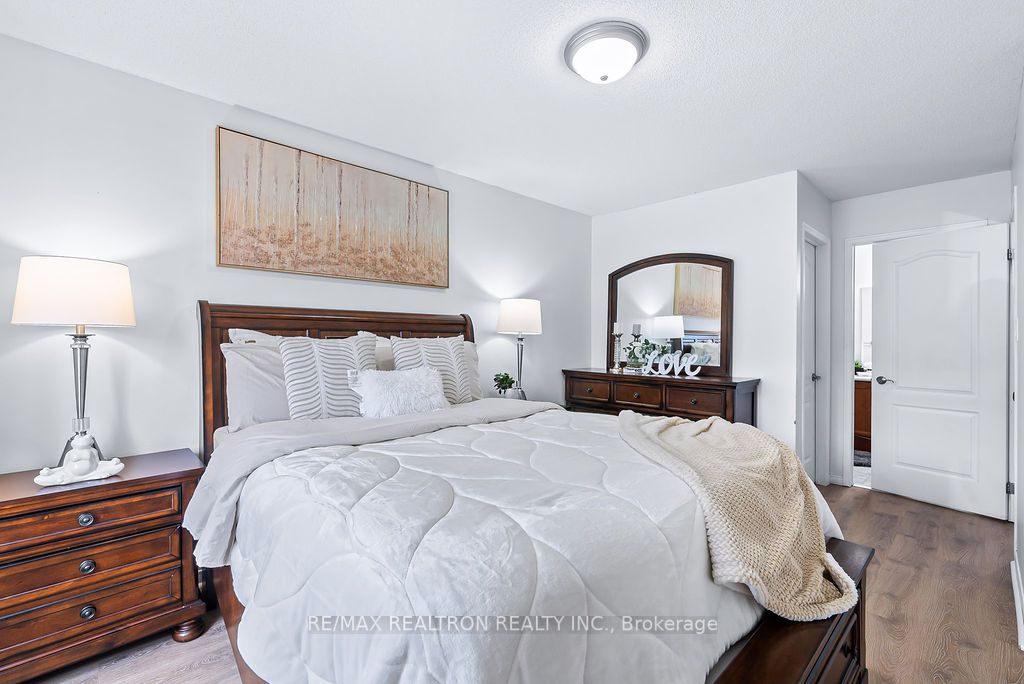 10 Old Colony Road, #22