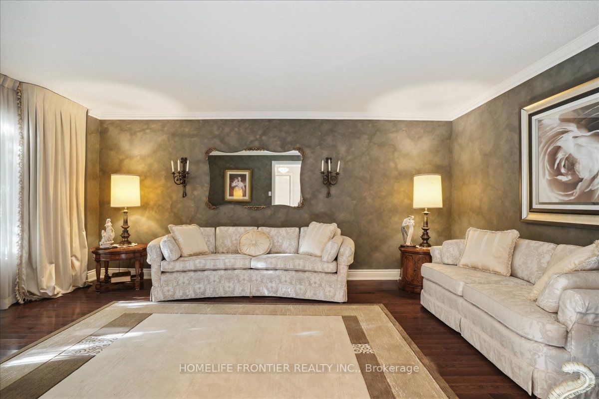 3 Pickett Crescent