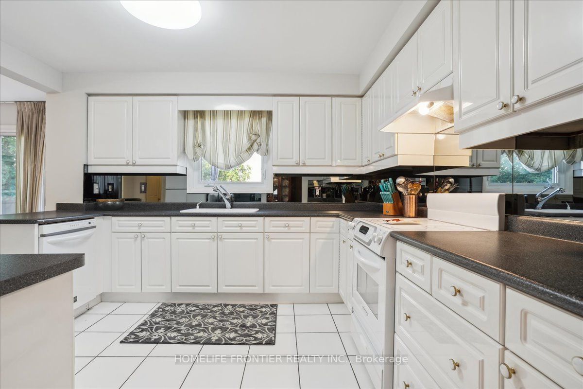 3 Pickett Crescent