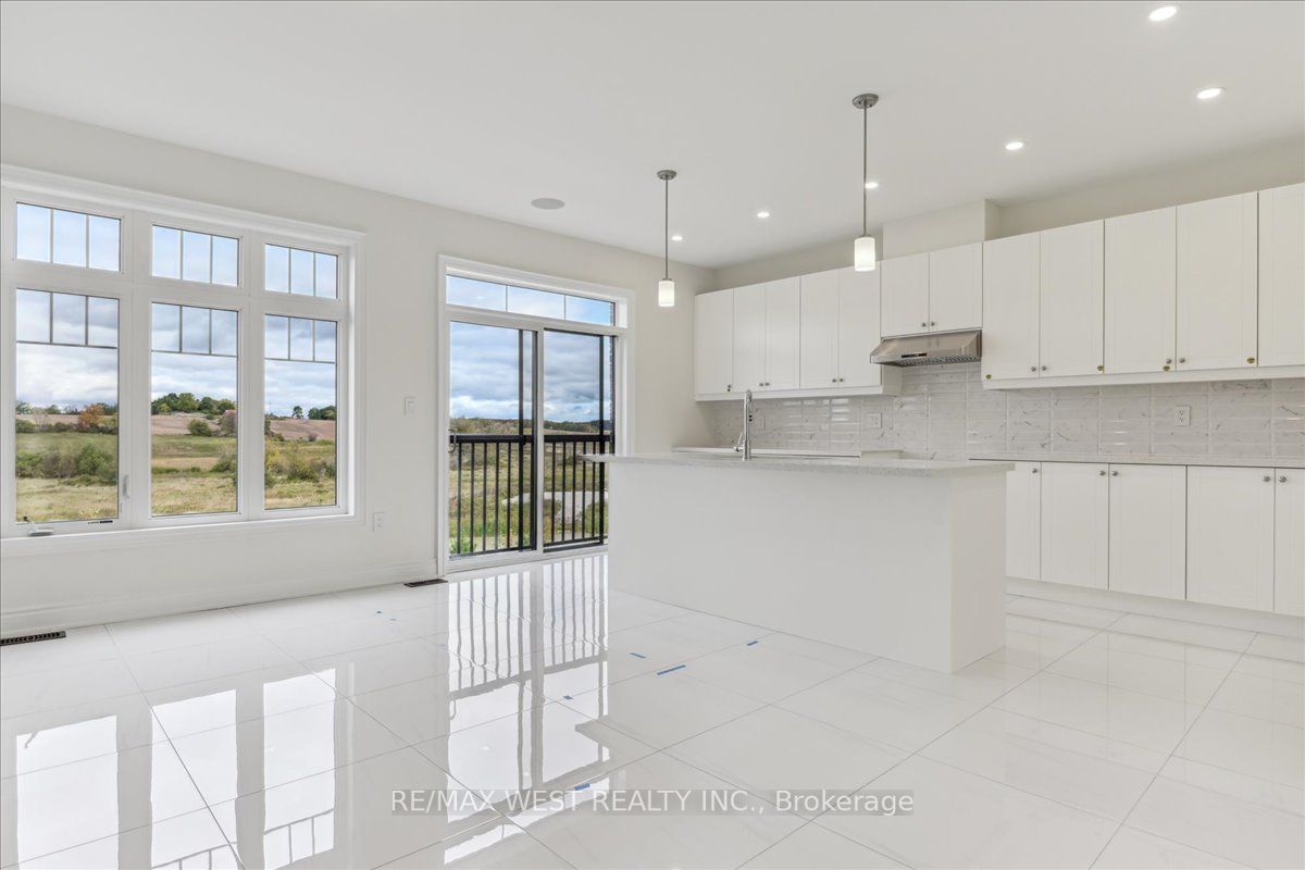 32 Plank Rd
