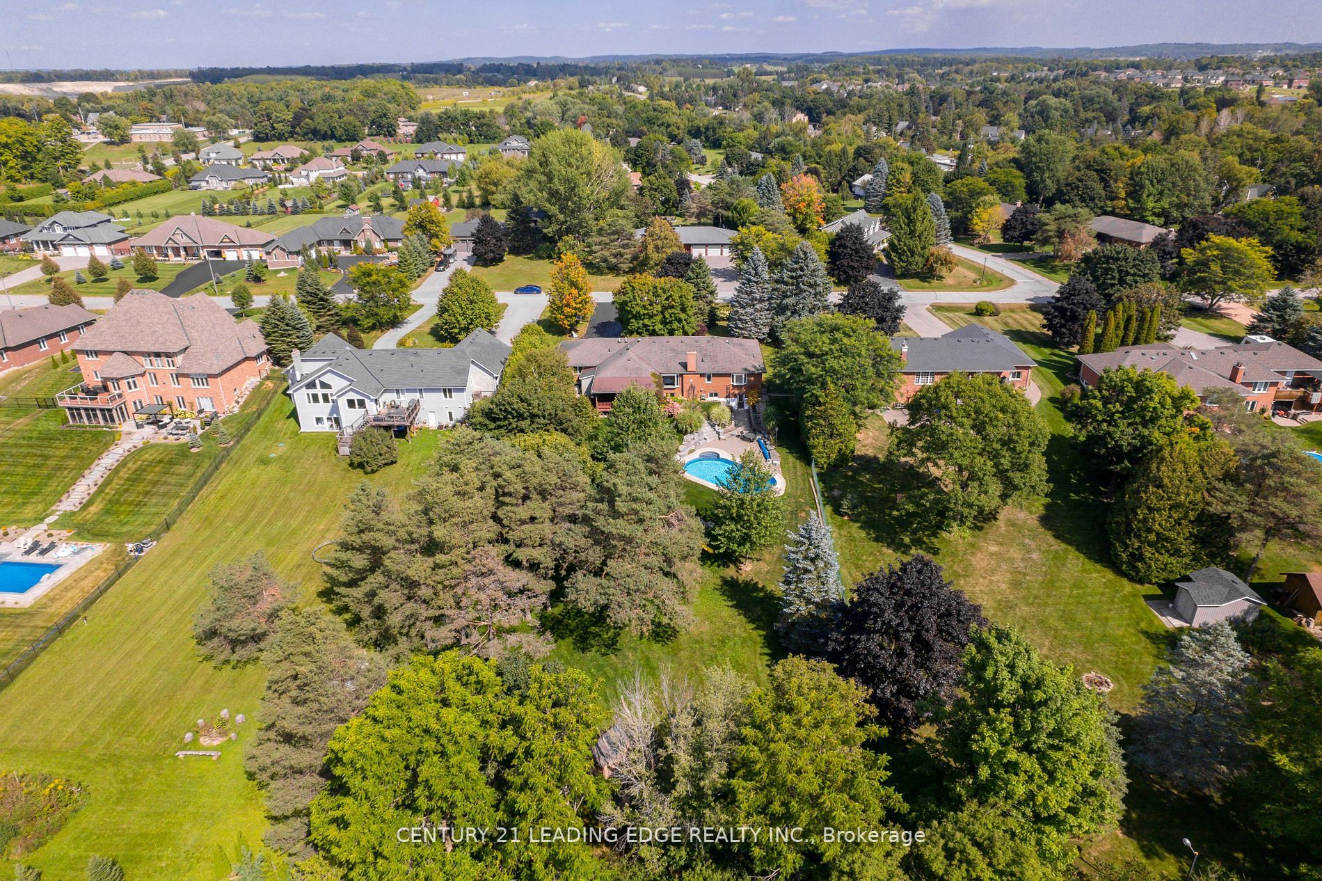 10 Lapier St