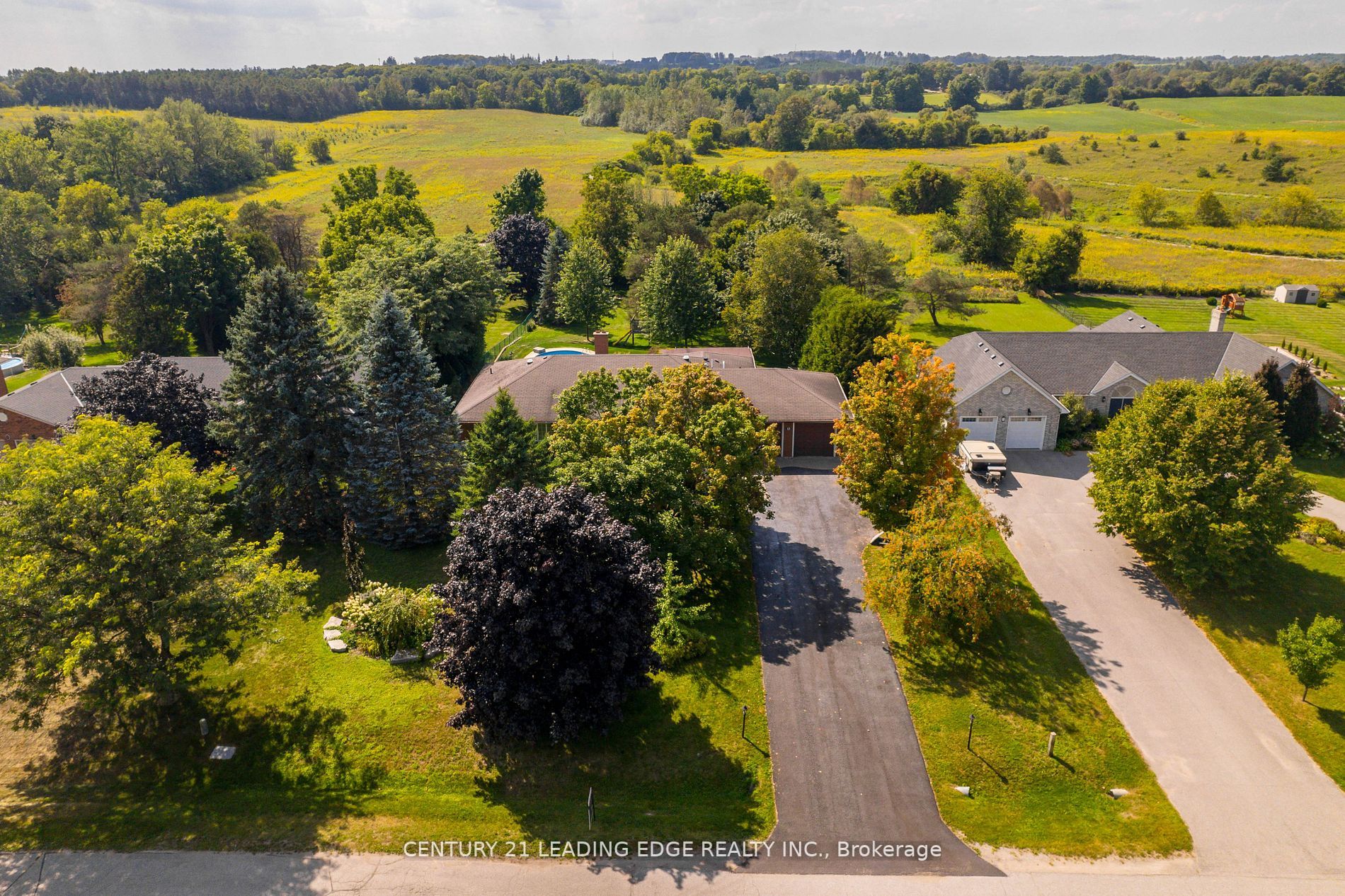10 Lapier St