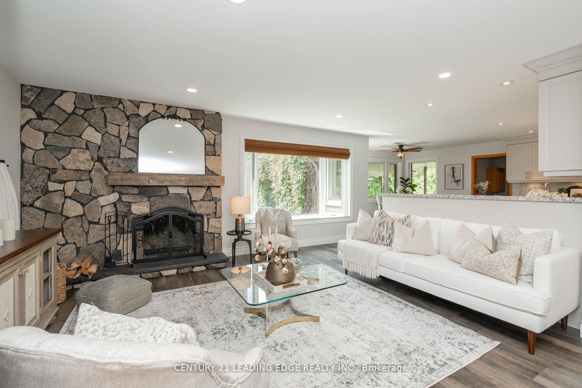 10 Lapier St