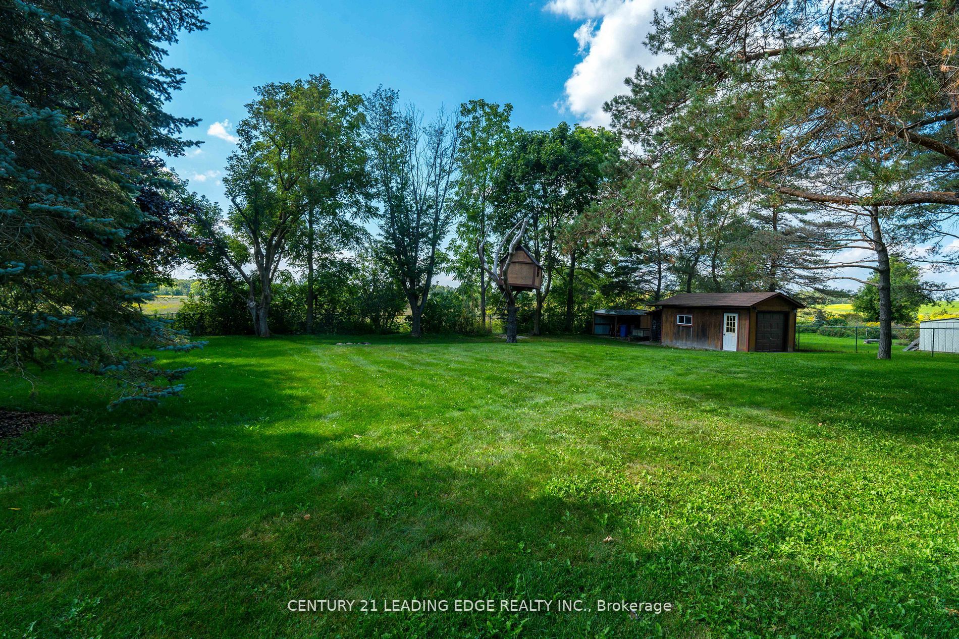 10 Lapier St