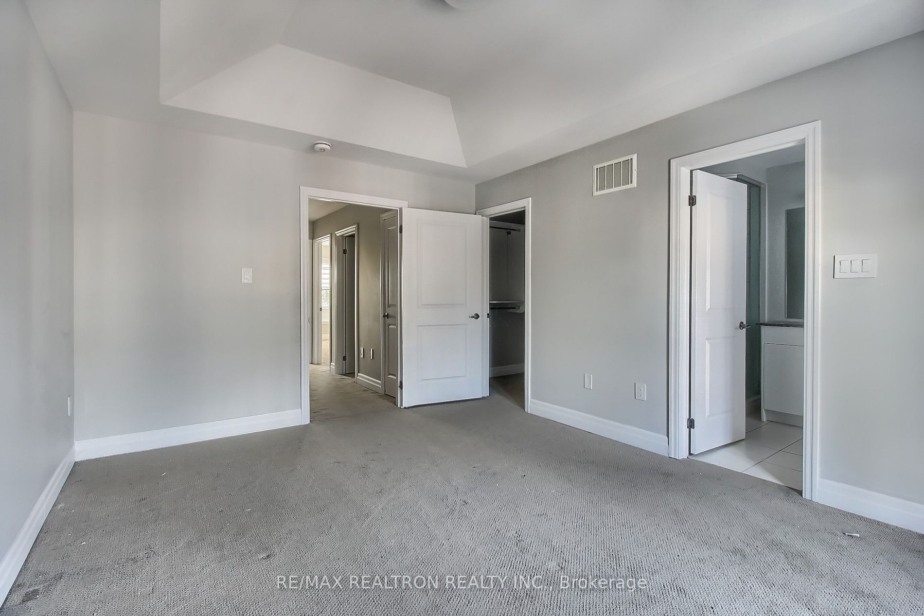 8 Church St, #6