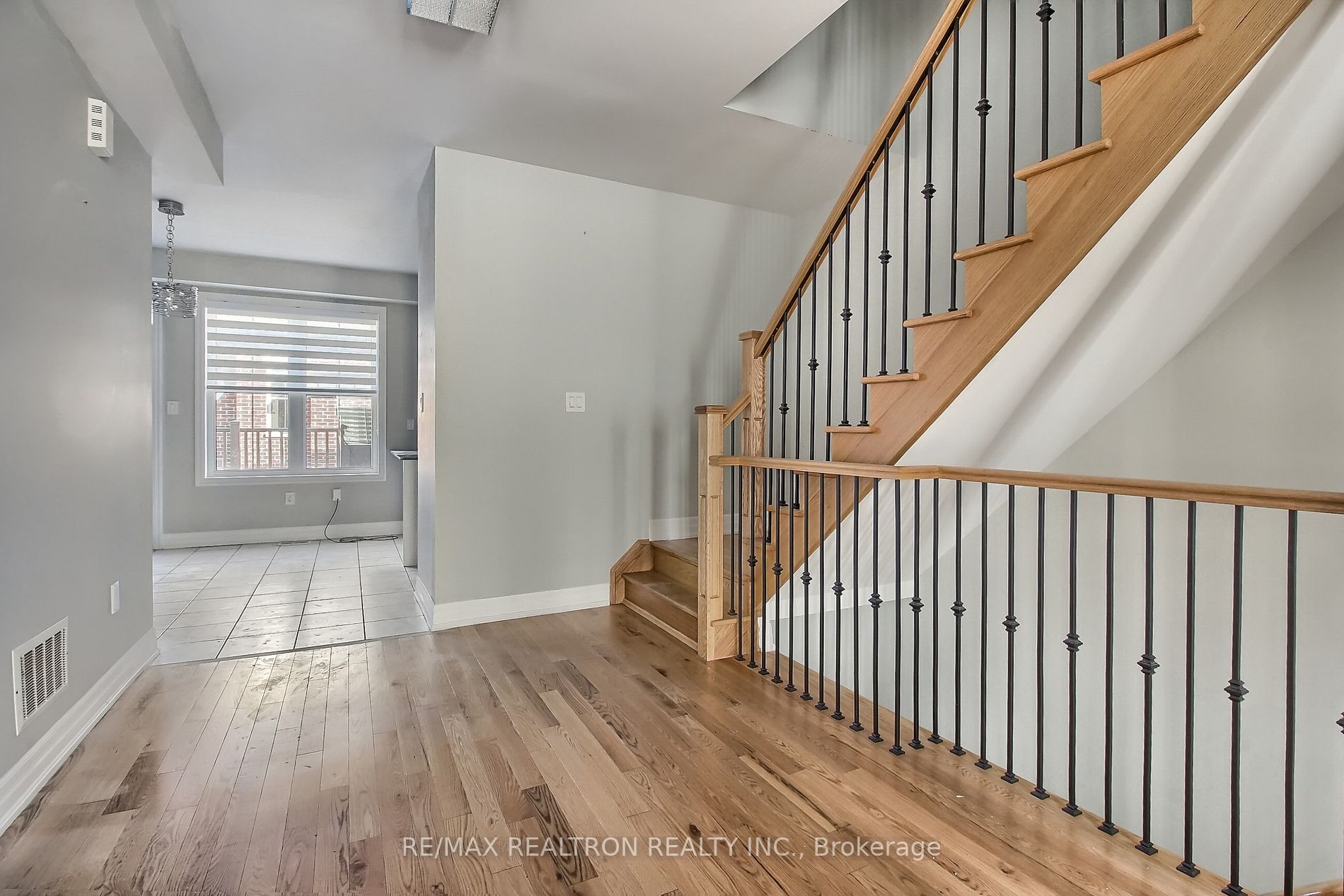 8 Church St, #6