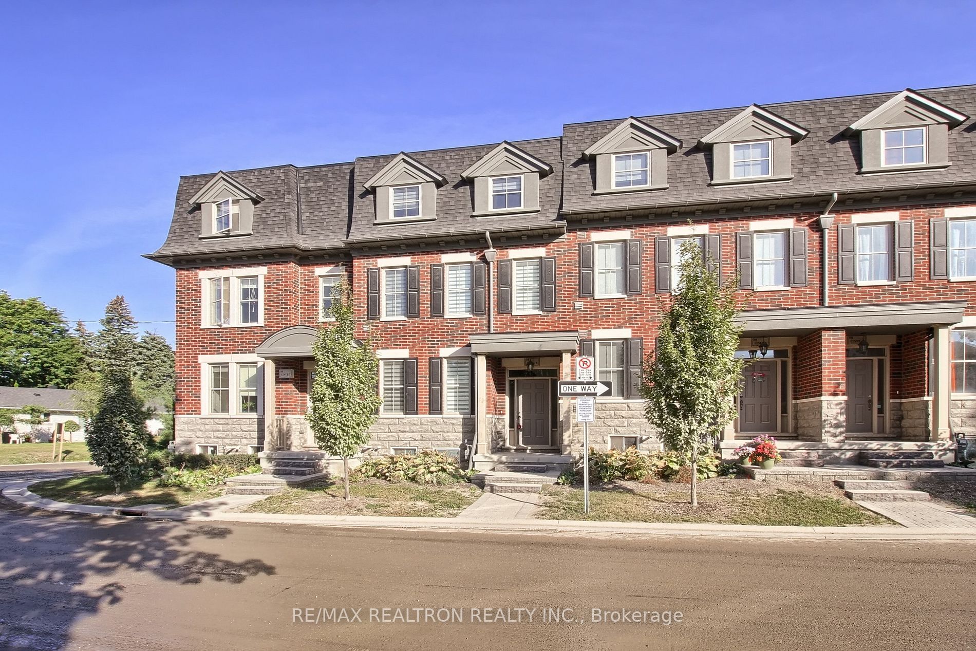 8 Church St, #6