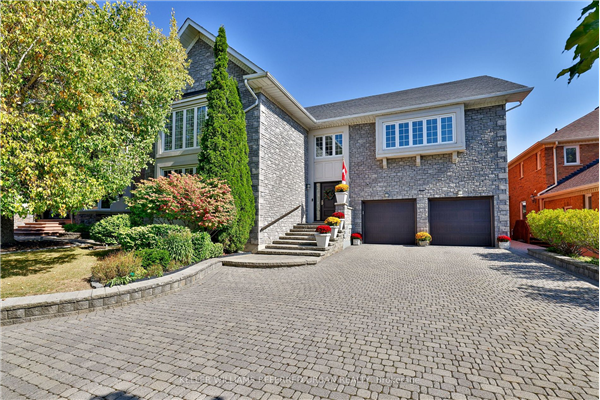 17 Radley St, Vaughan