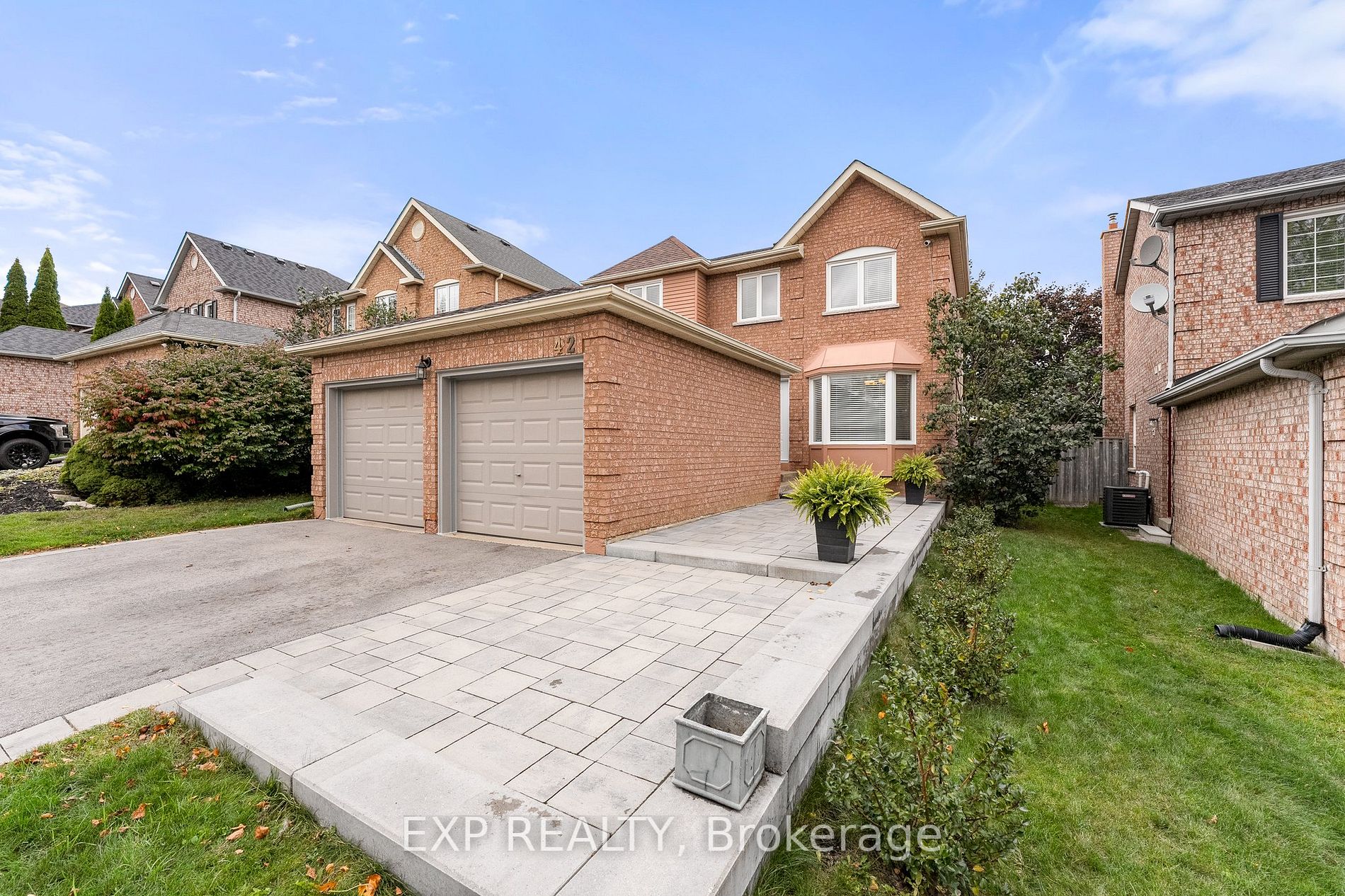 42 Buttonwood Tr