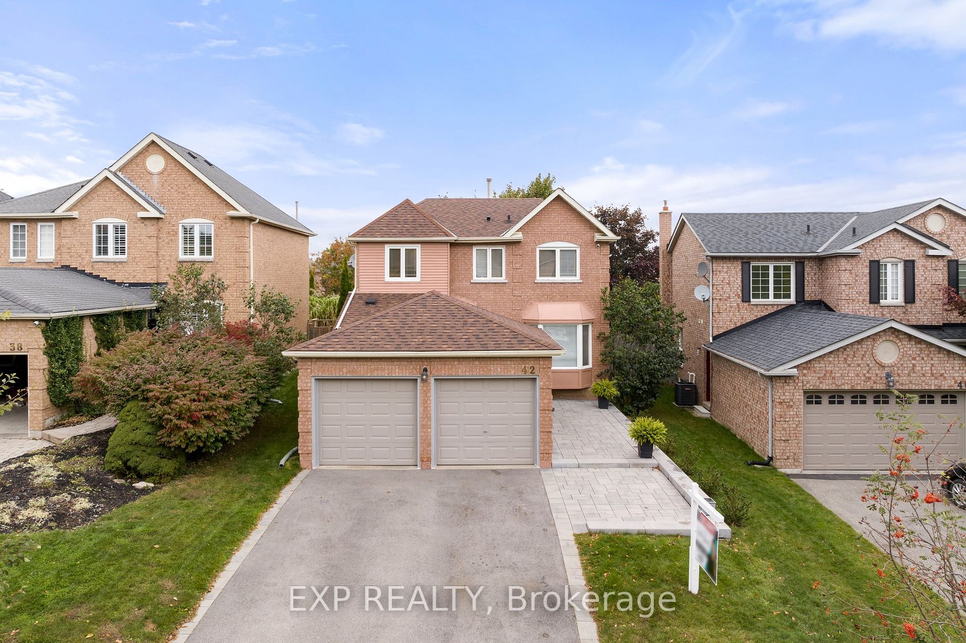 42 Buttonwood Tr