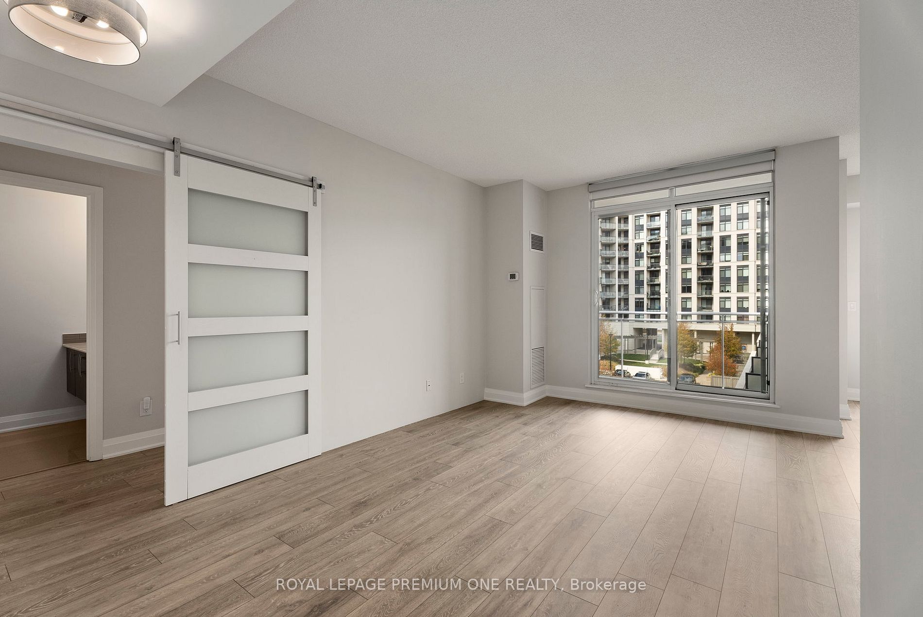 24 Woodstream Blvd, #310