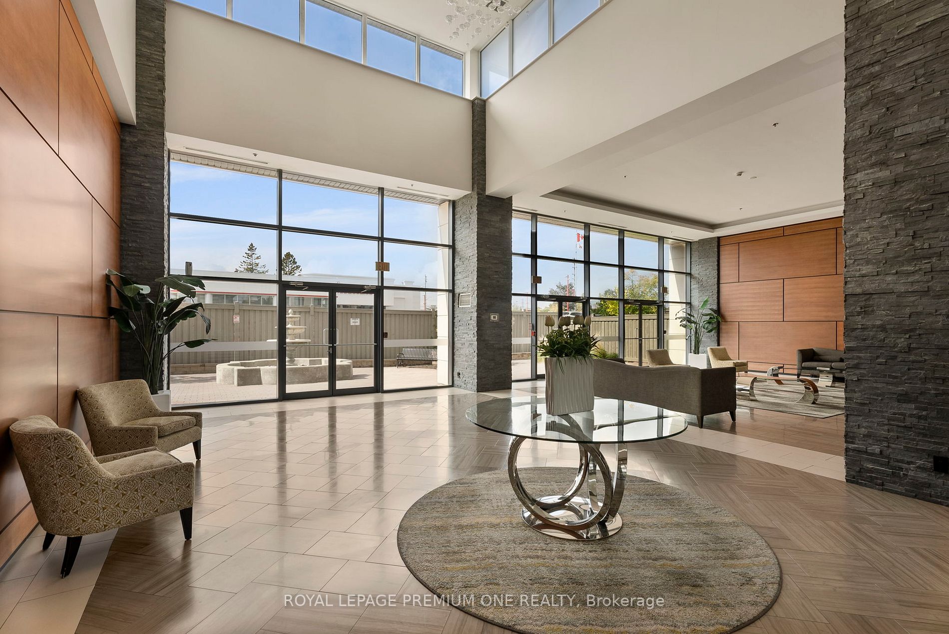 24 Woodstream Blvd, #310