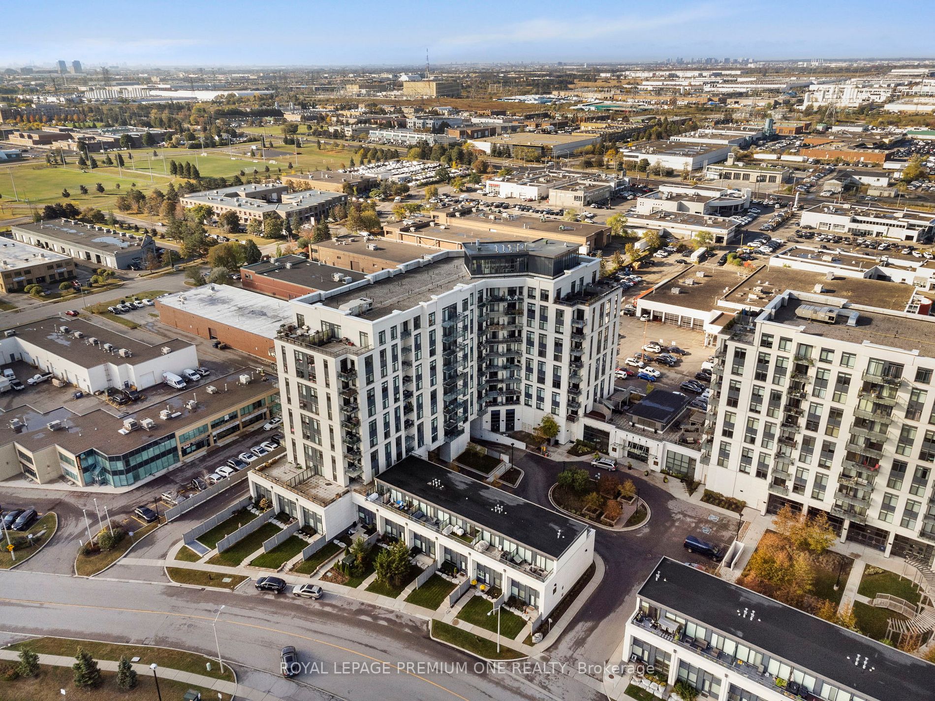 24 Woodstream Blvd, #310