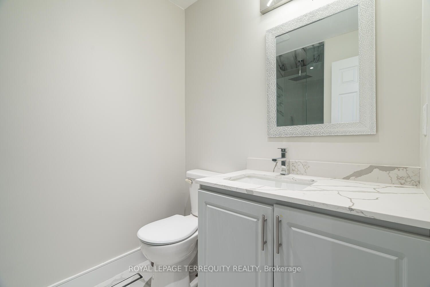 14 Lynngrove Cres