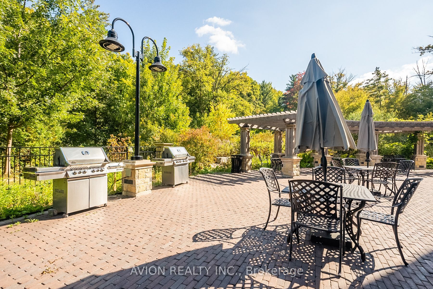 9909 Pine Valley Dr, #215