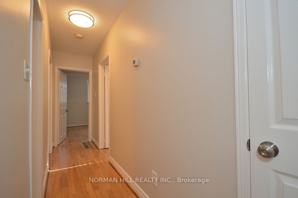 158 Cherrywood Dr, #Upper