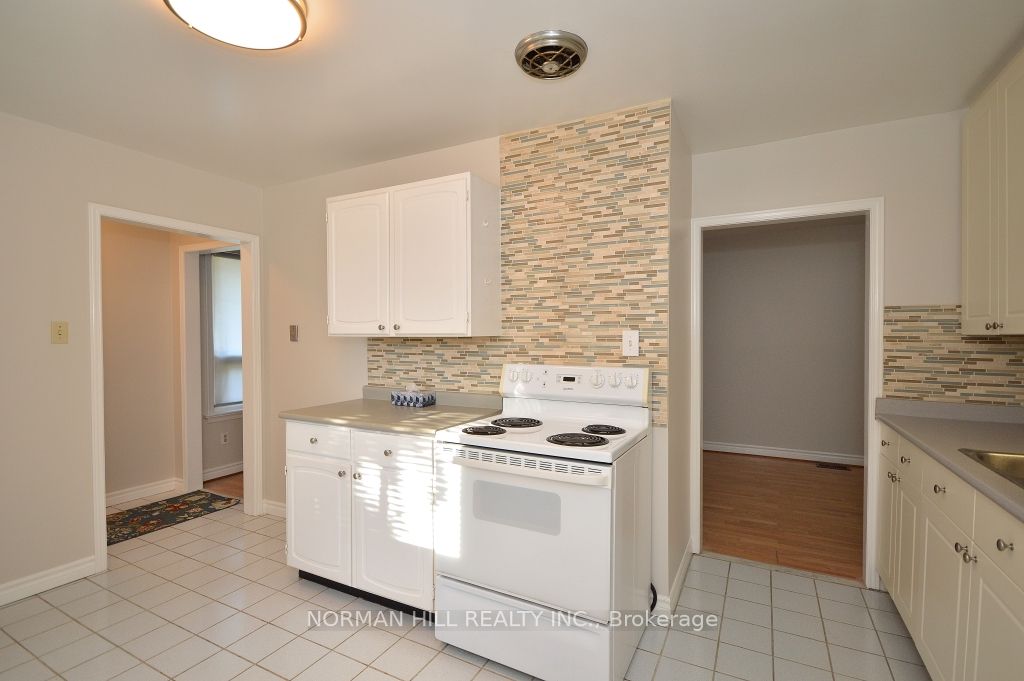 158 Cherrywood Dr, #Upper