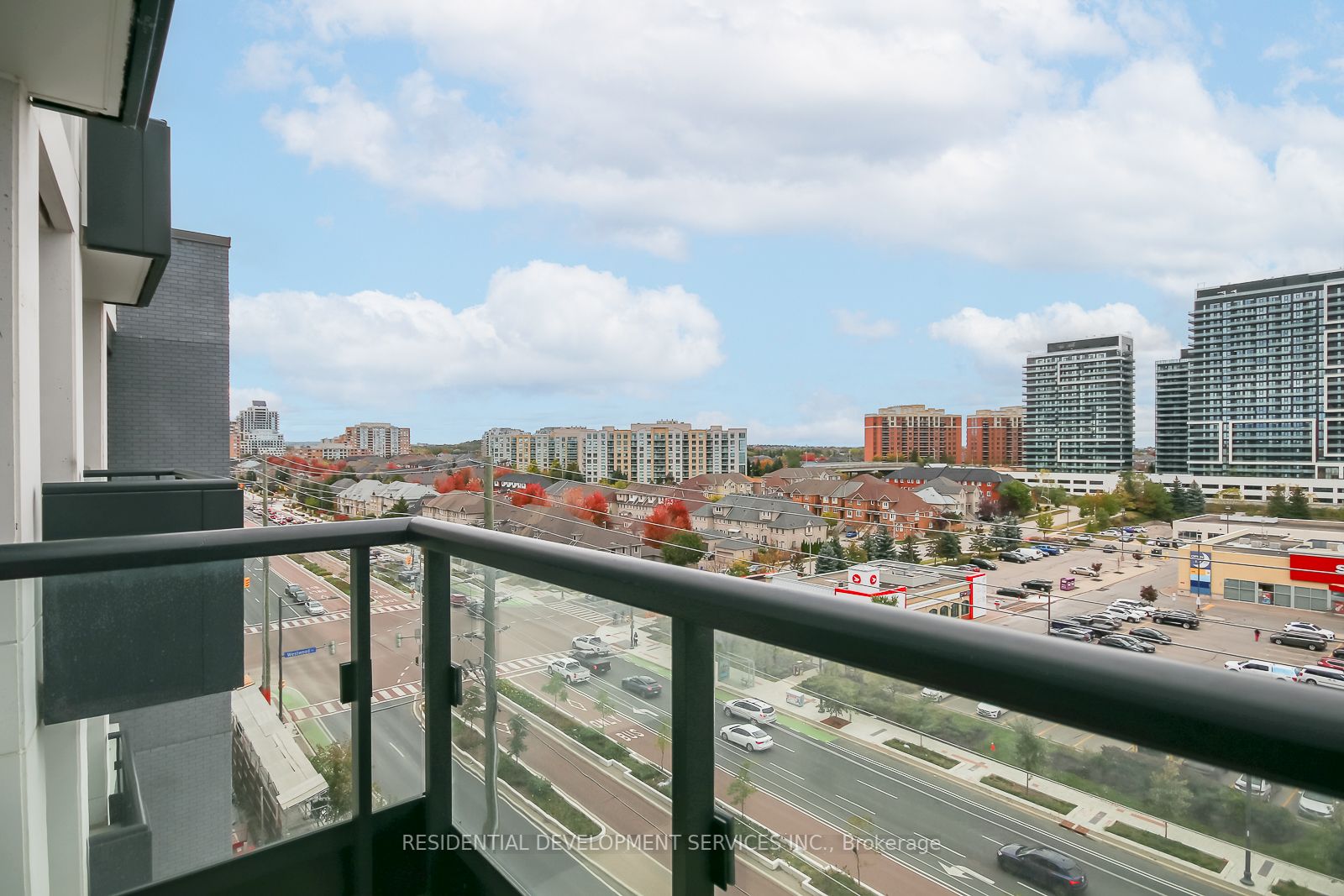 8868 Yonge Street, #816E