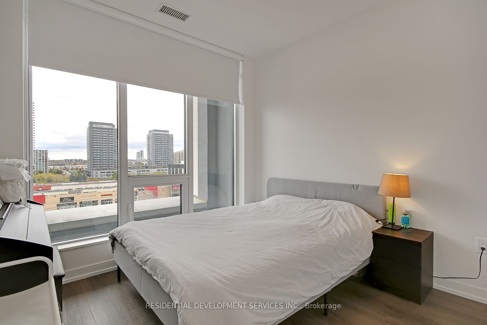 8868 Yonge Street, #816E