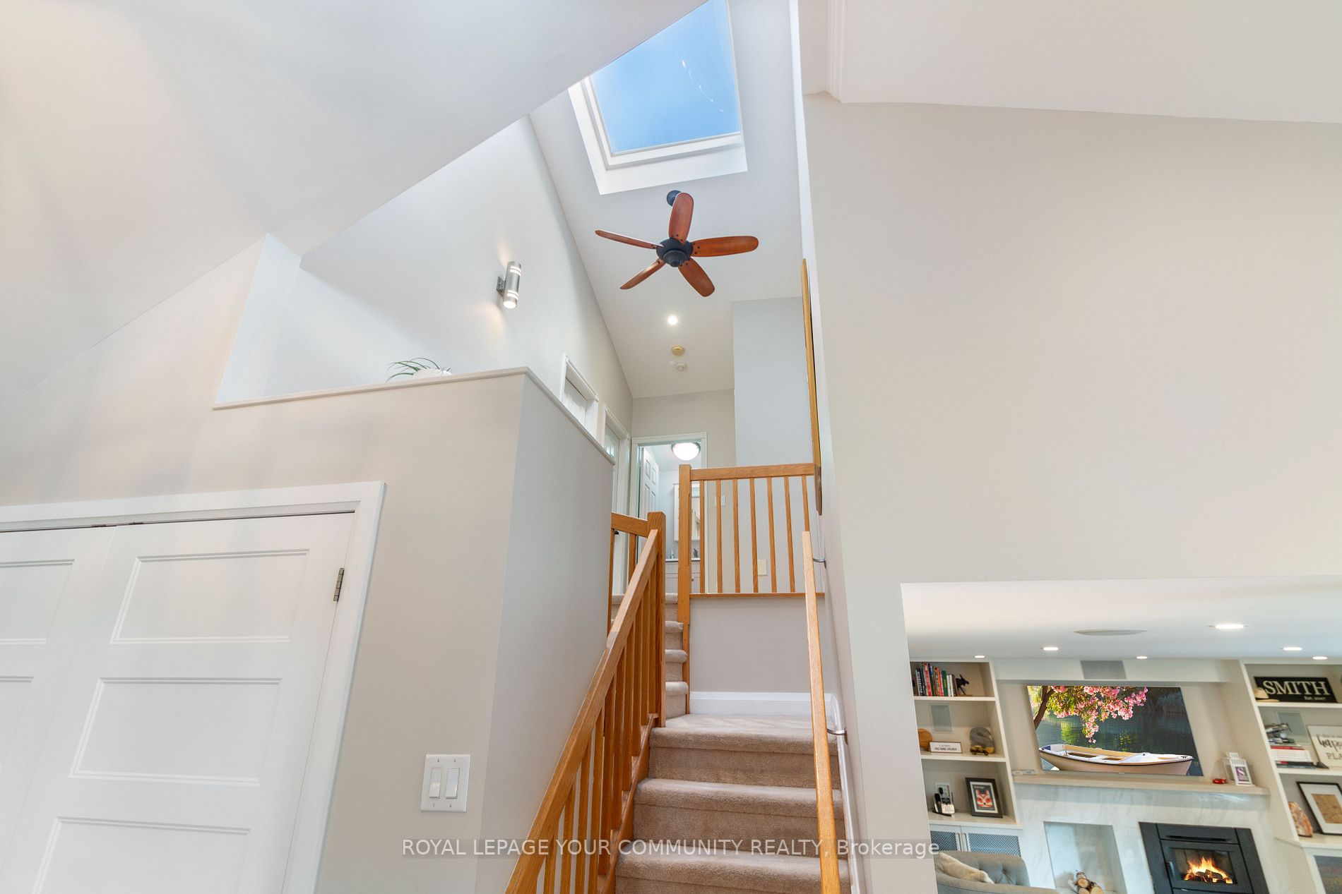 6 Silver Spring Cres